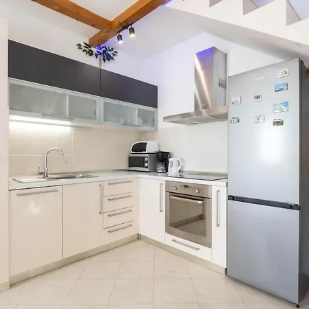 בית נופש 3 Bedroom Beautiful In *