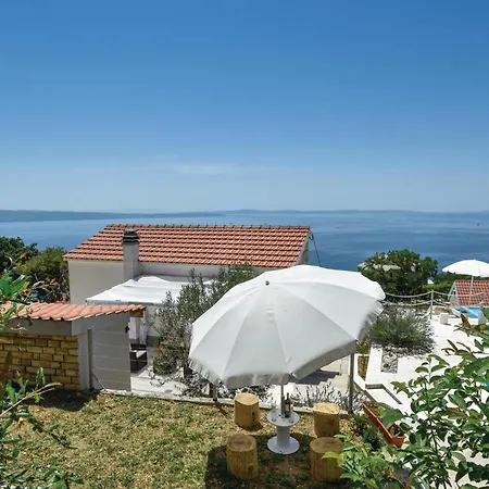 בית נופש 3 Bedroom Beautiful In פודסטראנה